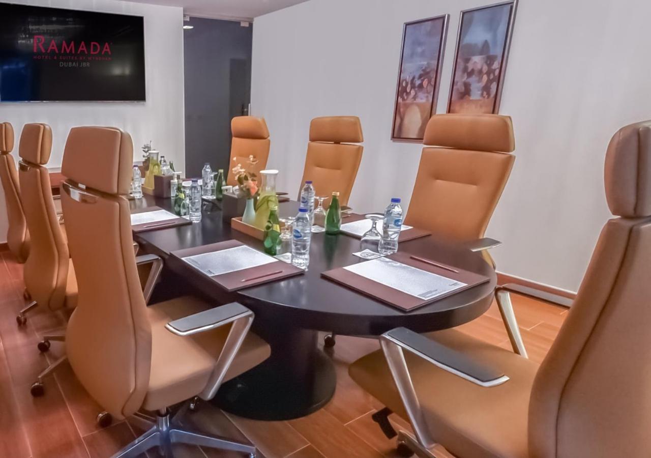 Ramada By Wyndham Downtown Aparthotel 4*